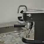 Latorreangioina * أوستوني