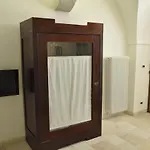 شقة Latorreangioina *