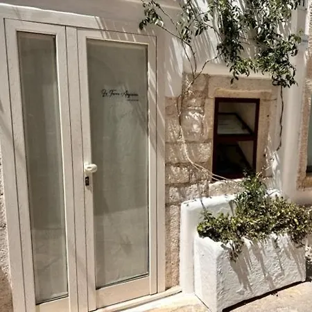 Latorreangioina Ostuni