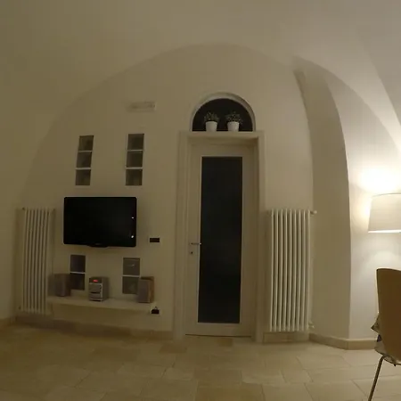 Latorreangioina Ostuni