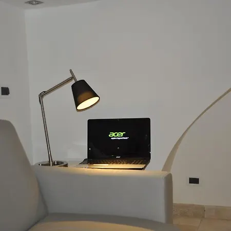 Latorreangioina Apartament *