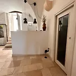 Latorreangioina דירה
